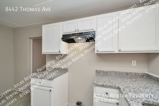 Building Photo - 8442 Thomas Ave