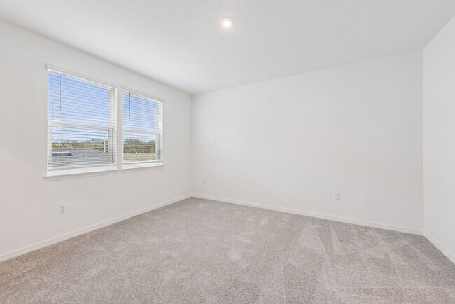 Building Photo - Brand New Construction 4b/3ba Home in Debary