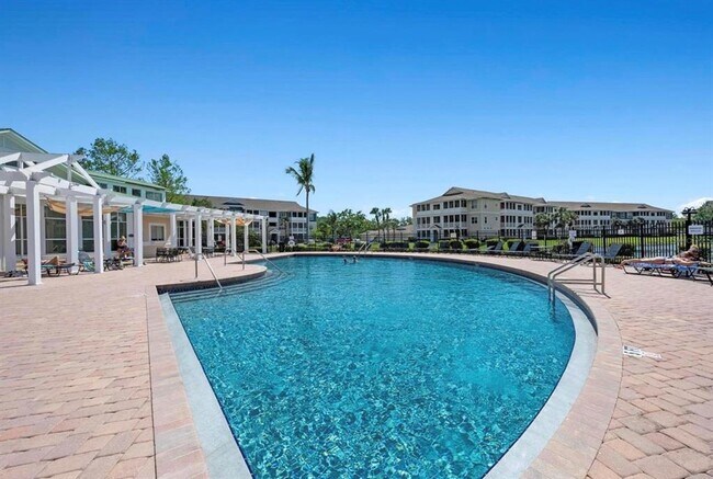 Building Photo - 4802 51st St W