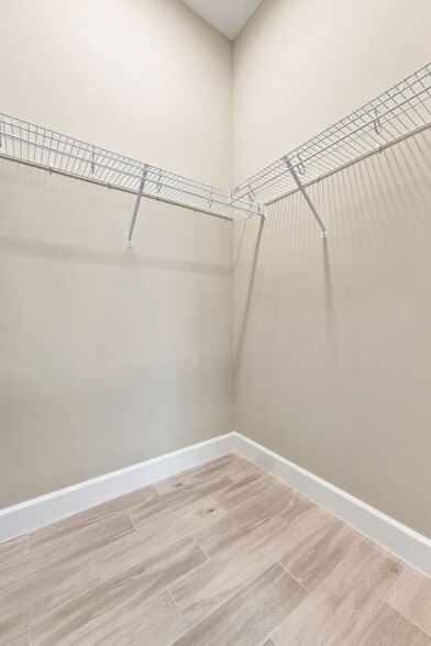 Building Photo - 5608 Macoon Wy
