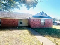 Building Photo - China Spring 4 Bedroom