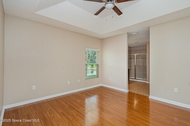 Building Photo - 1050 Cayman Dr
