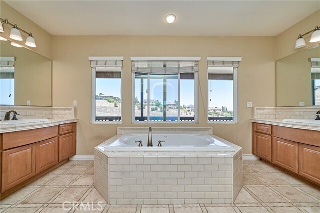 Building Photo - 7870 Sanctuary Dr