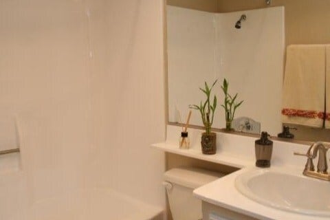 Building Photo - 105 Northgate Cir