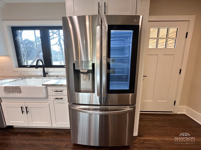 Building Photo - 1943 Townsend Ave