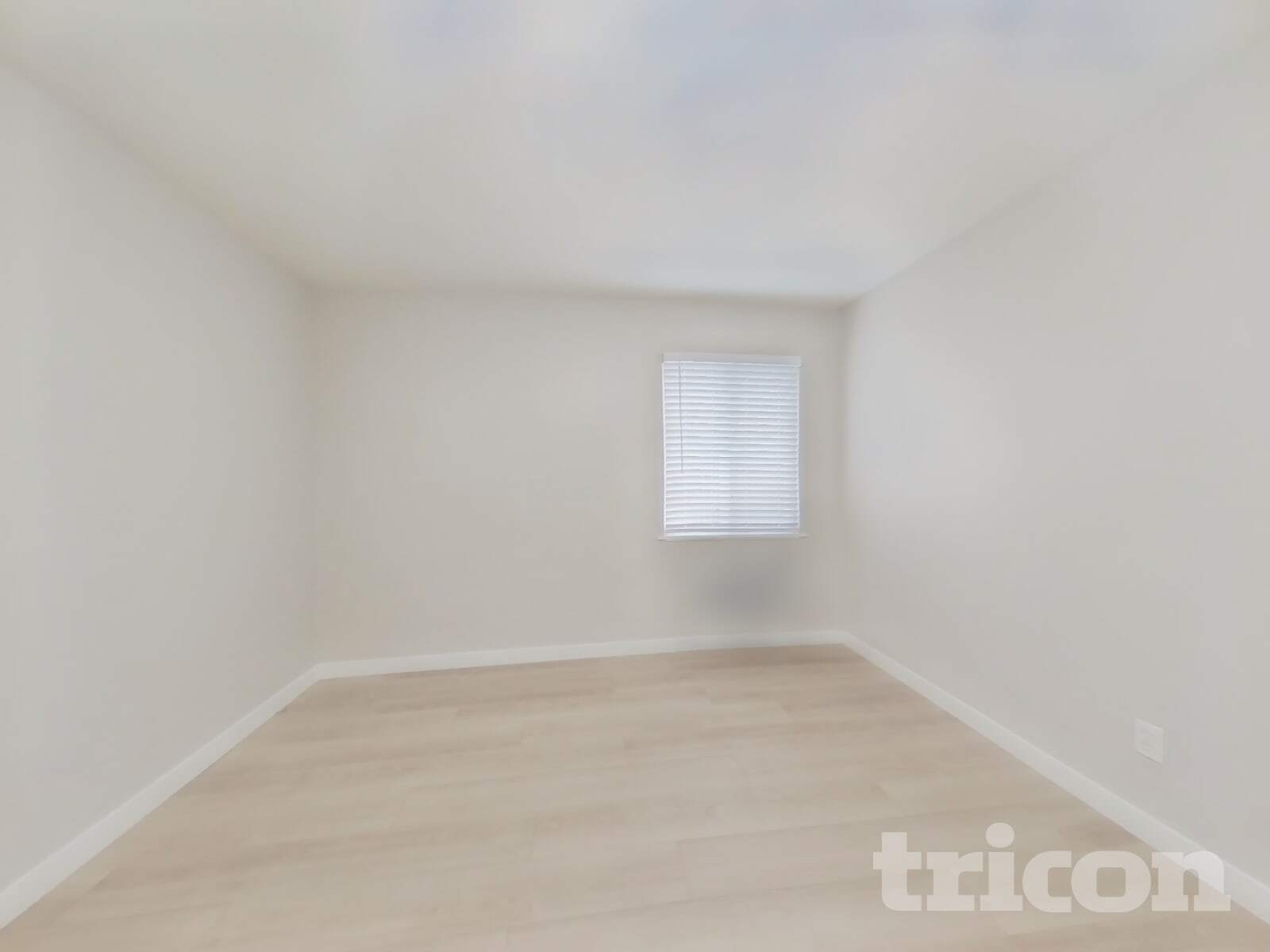 Building Photo - 126 Frost Dr