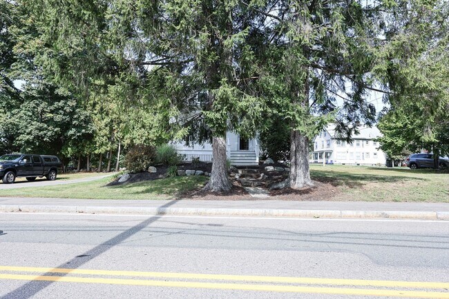 Building Photo - 50 Front St