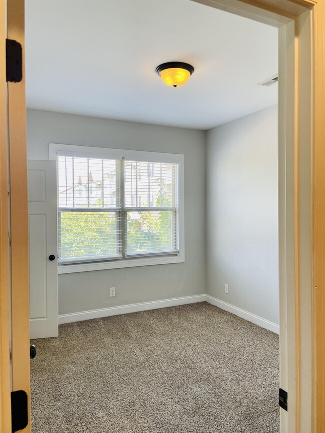 Primary Photo - 120 Portico Street