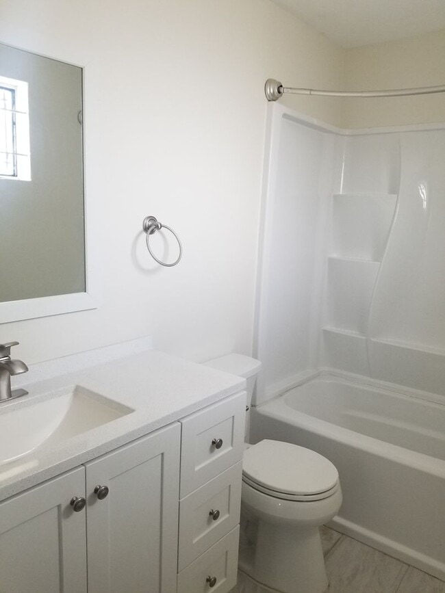 Building Photo - Exclusive Rental Home in Berry Neighborhood