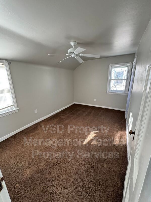 Building Photo - 12930 Havana Rd