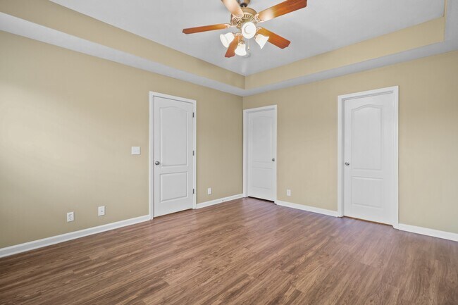 Building Photo - 3368 Marrast Dr