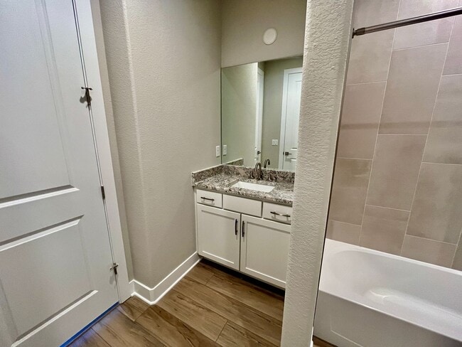 Building Photo - **$1000 off Move in Special** 5 bed 4 Bath IMMACULATE NEW BUILD in THORNTON!!