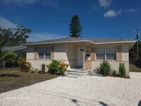 Building Photo - 8145 22 ND AVE N ST PETE