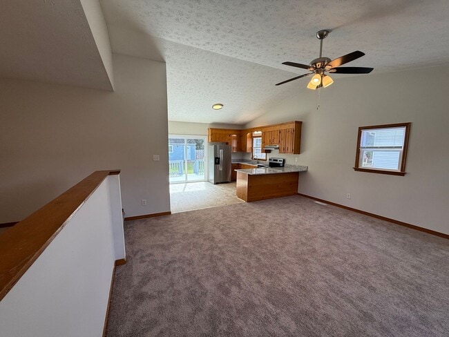 Building Photo - 6311 Midnight Dr