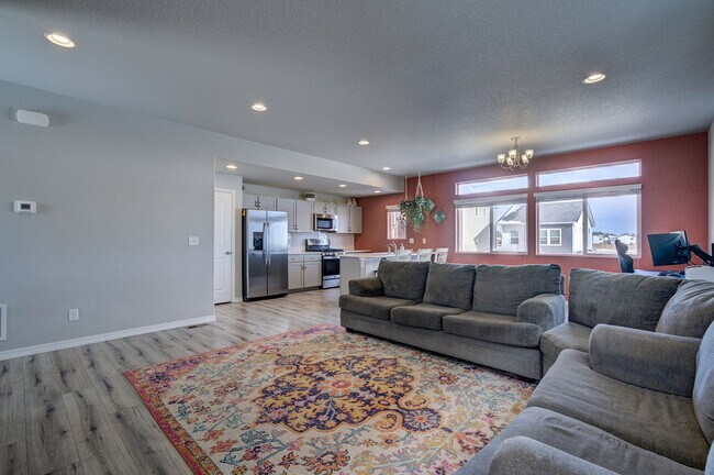 Building Photo - 11140 Feliz Wy