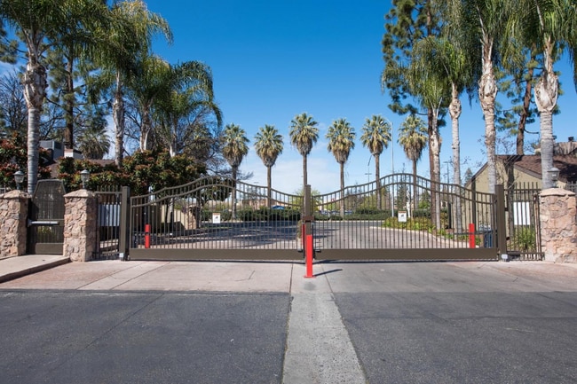 Building Photo - 5140 Cesar Chavez Blvd