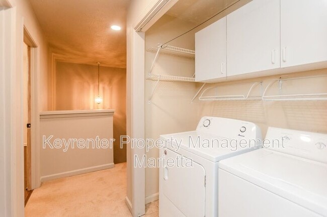 Building Photo - 2654 Stoney Creek Rd SE