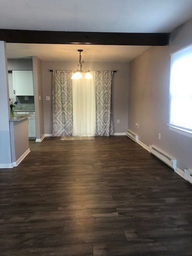 Building Photo - 243 W High St