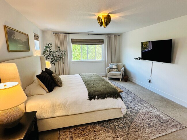 Building Photo - Charming Newer Ridgefield Home with Upgrades Throughout