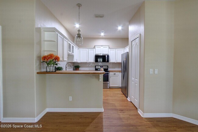 Building Photo - 3108 Vallejo Way