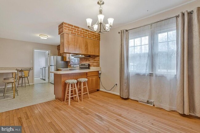 Building Photo - 6015 Cracklingtown Rd