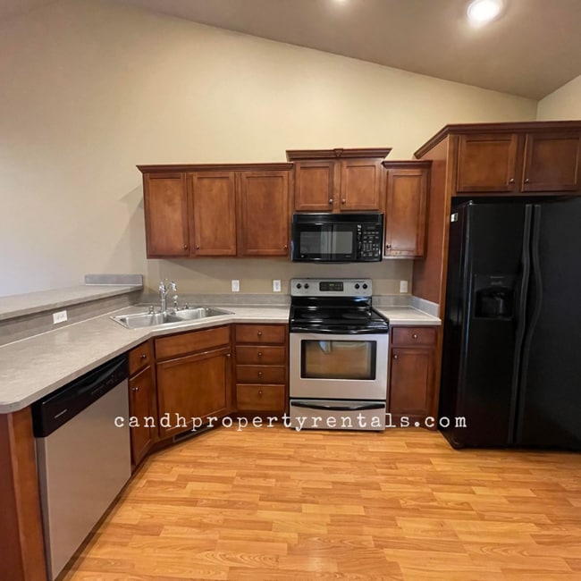 Building Photo - 1053 Picador Way