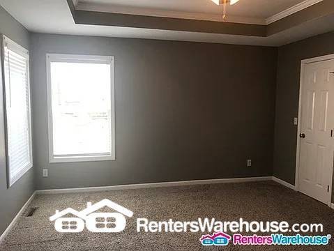 Building Photo - 4 Bed 3 Bath Home For Rent In Olathe!