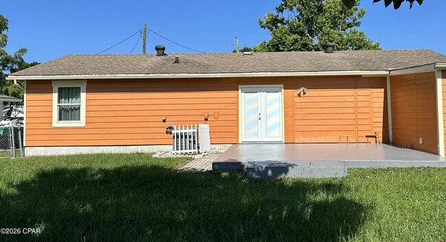 Building Photo - 217 San Pablo St