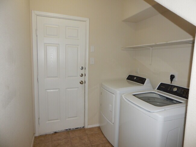 Building Photo - 9604 Glynhill Ct