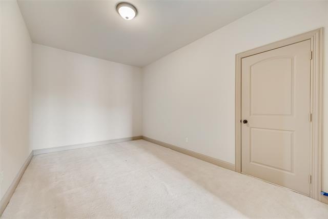 Building Photo - 2137 Langdon Dr