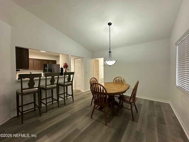 Building Photo - 3110 Sea Hawk Dr