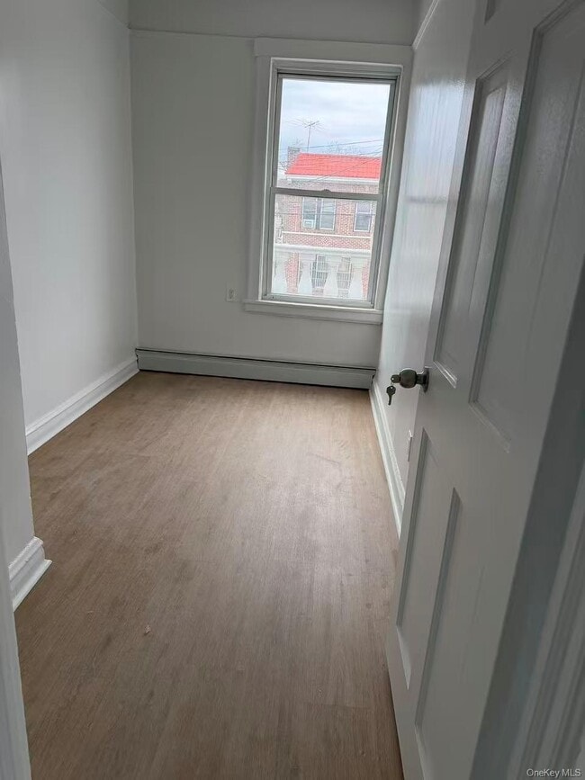 Building Photo - 643 72nd St