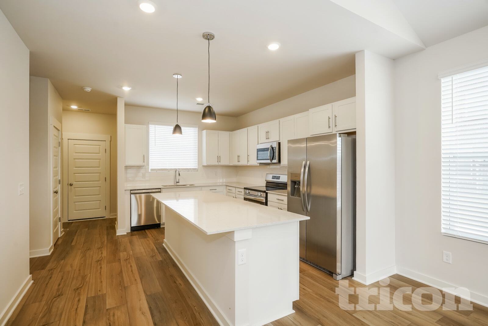 Building Photo - 6201 Calmus Ct