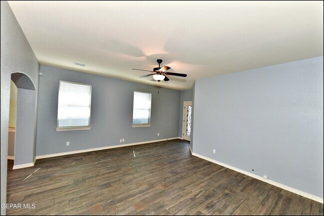 Building Photo - 12569 Wolf Berry Dr