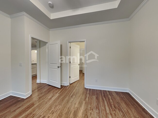 Building Photo - 3110 Esquire Dr