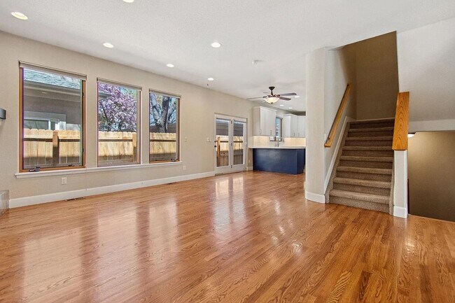 Building Photo - Cherry Creek Townhouse for rent!