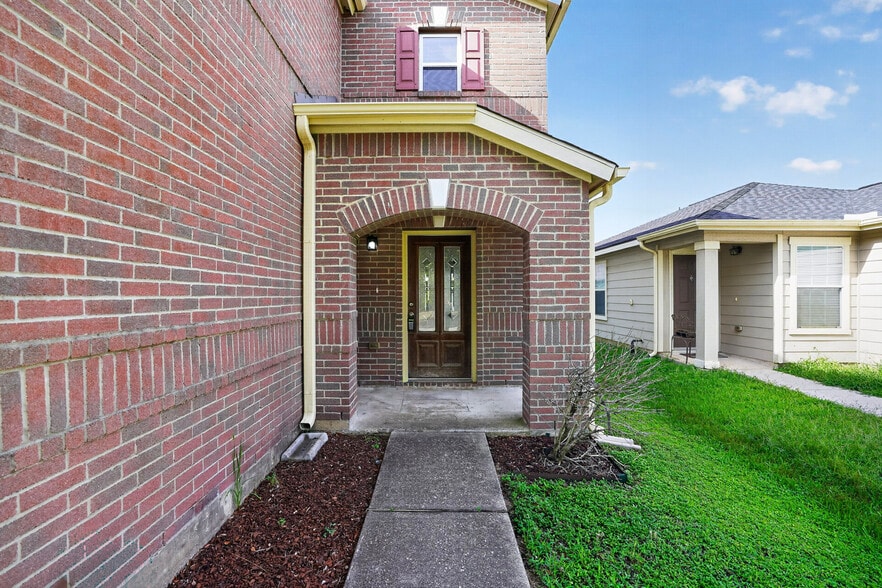 Building Photo - 2923 Beacon Grove St