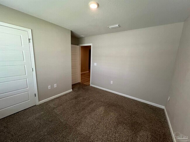 Building Photo - 6161 Native Dancer Wy