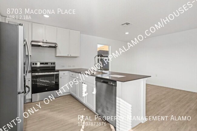 Building Photo - 8703 Macdona Pl