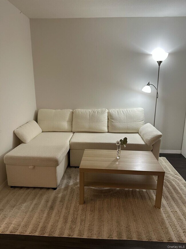 Building Photo - 150-38 Union Tpke Un