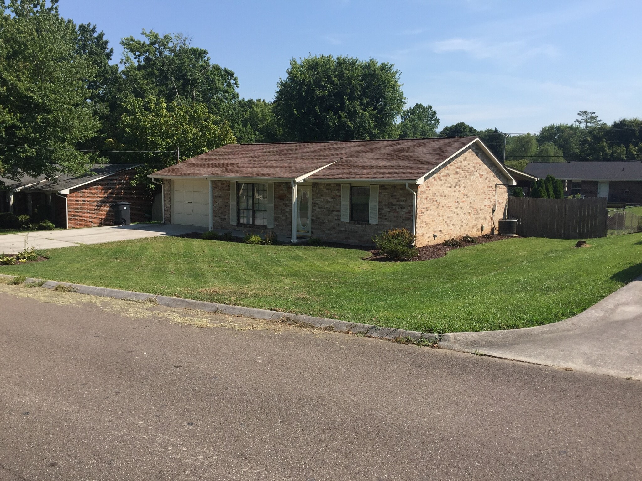 Front-Right View of House - 4912 Angelia Dr