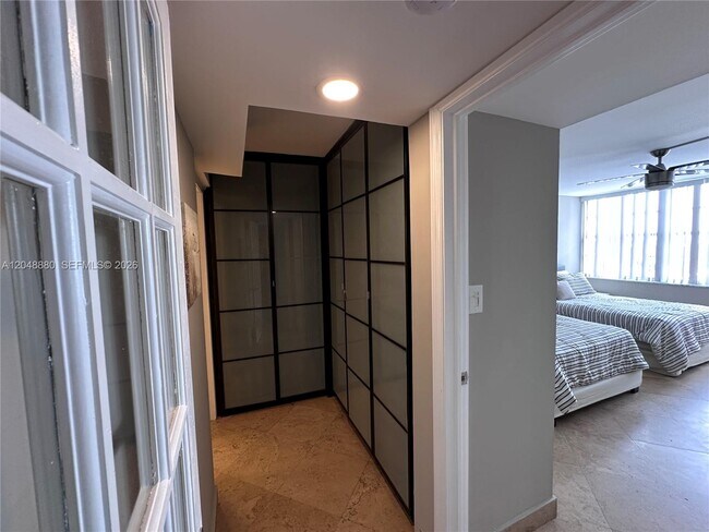 Building Photo - 18021 Biscayne Blvd