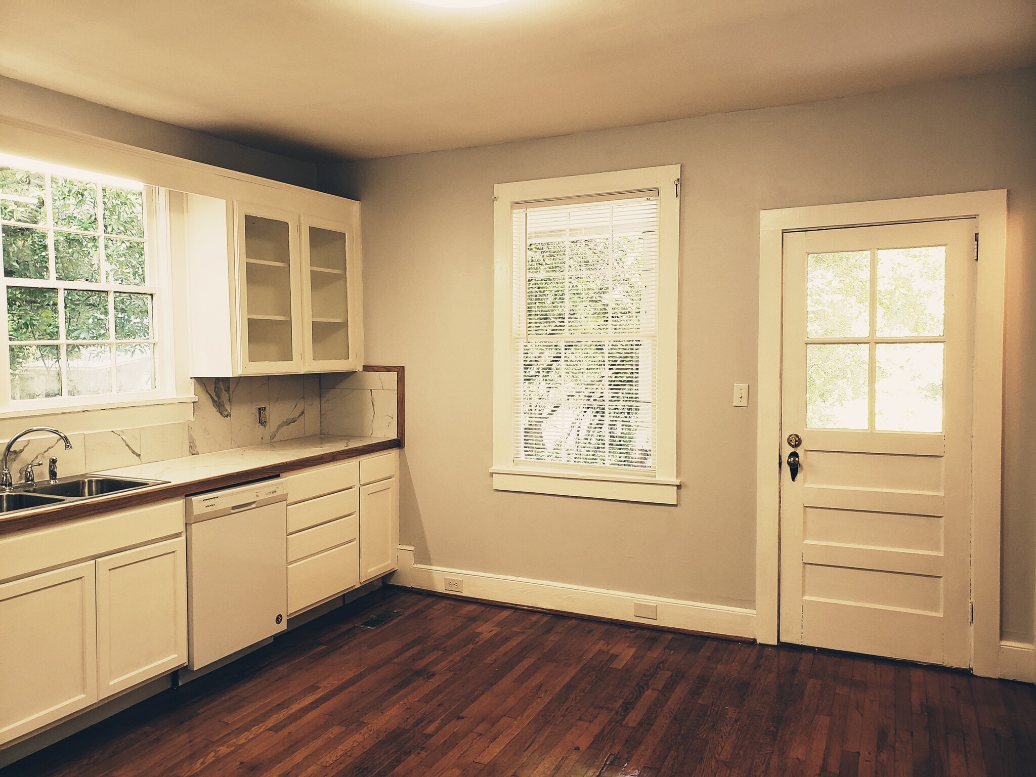 Kitchen - Back Door - 2800 Grace St