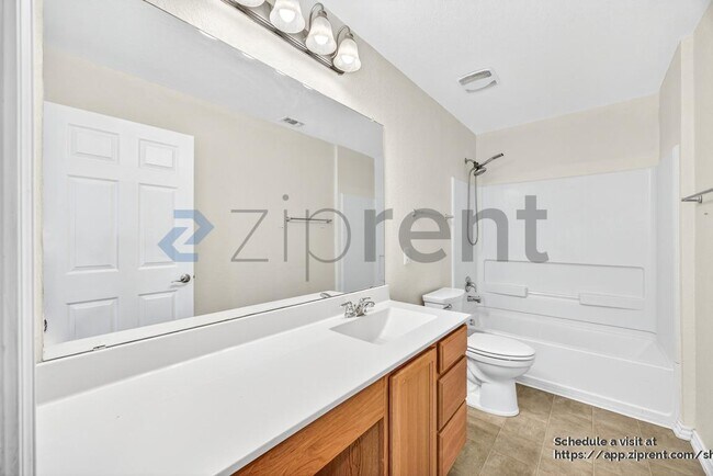 Building Photo - 7414 Bluebonnet Bay