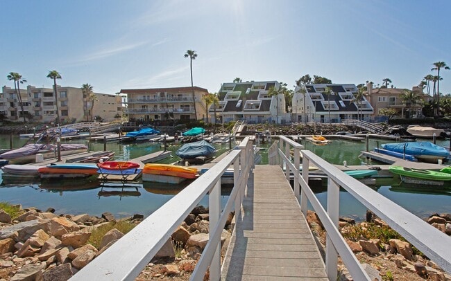 Building Photo - Condo on Beautiful Carlsbad Lagoon!!