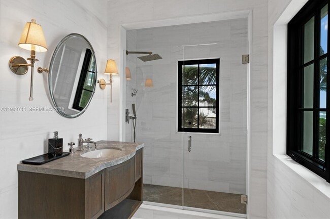 Building Photo - 115 Ocean Blvd