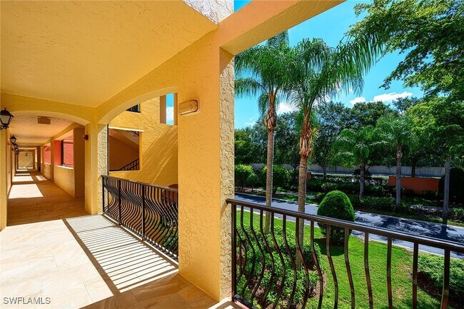 Building Photo - 8598 Via Lungomare Cir