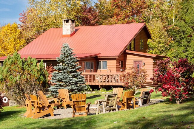 Building Photo - 525 Townsand Hollow Rd