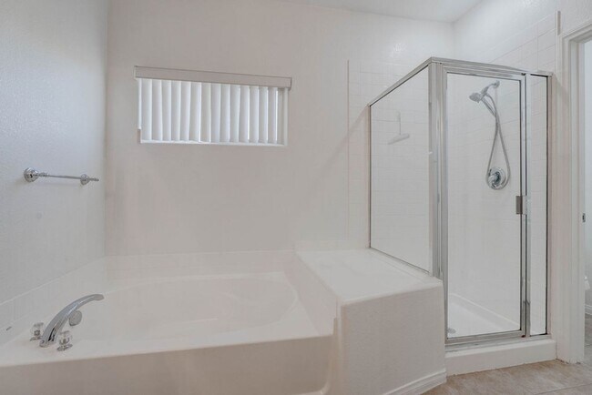 Building Photo - 3109 Strawberry Park Dr