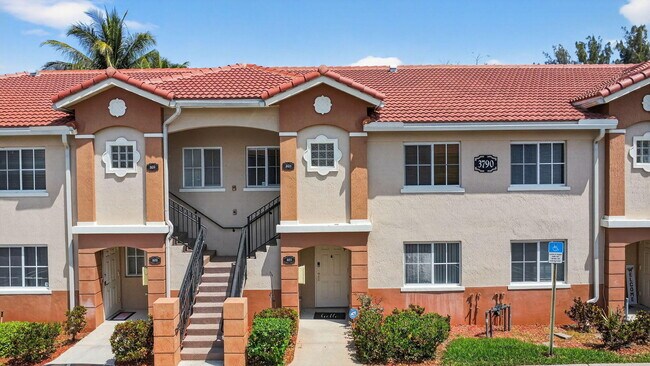 Building Photo - 3790 N Jog Rd